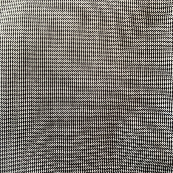 Like new! Brook Brothers button-down shirt - Picture 5 of 10